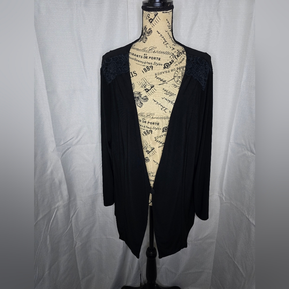 Antthony Cardigan